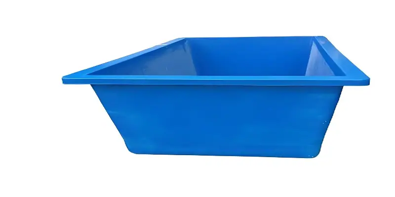 advantages of using a fibreglass container ponds
