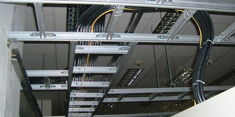 What is a Best Cable Management Tray