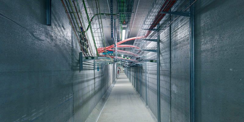 efficient installation of cable trays mounted in a tunnel