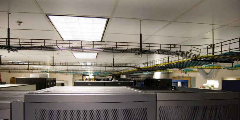 Features and Benefits of Fully Cable Management Tray